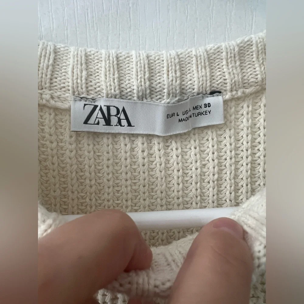 Zara Womens Knit Crochet Crop Top Blouse (Size L)